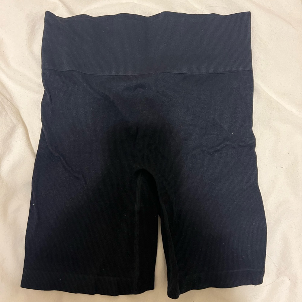 Babaton shorts